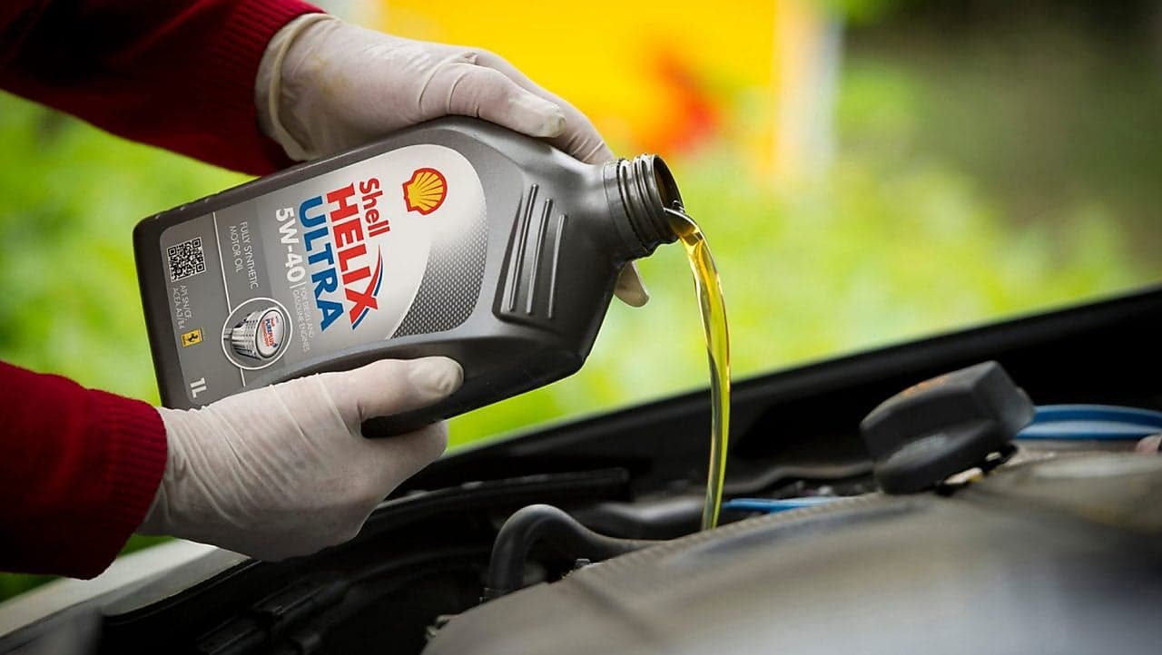 ¿Cada cuánto debo cambiar el aceite del motor?